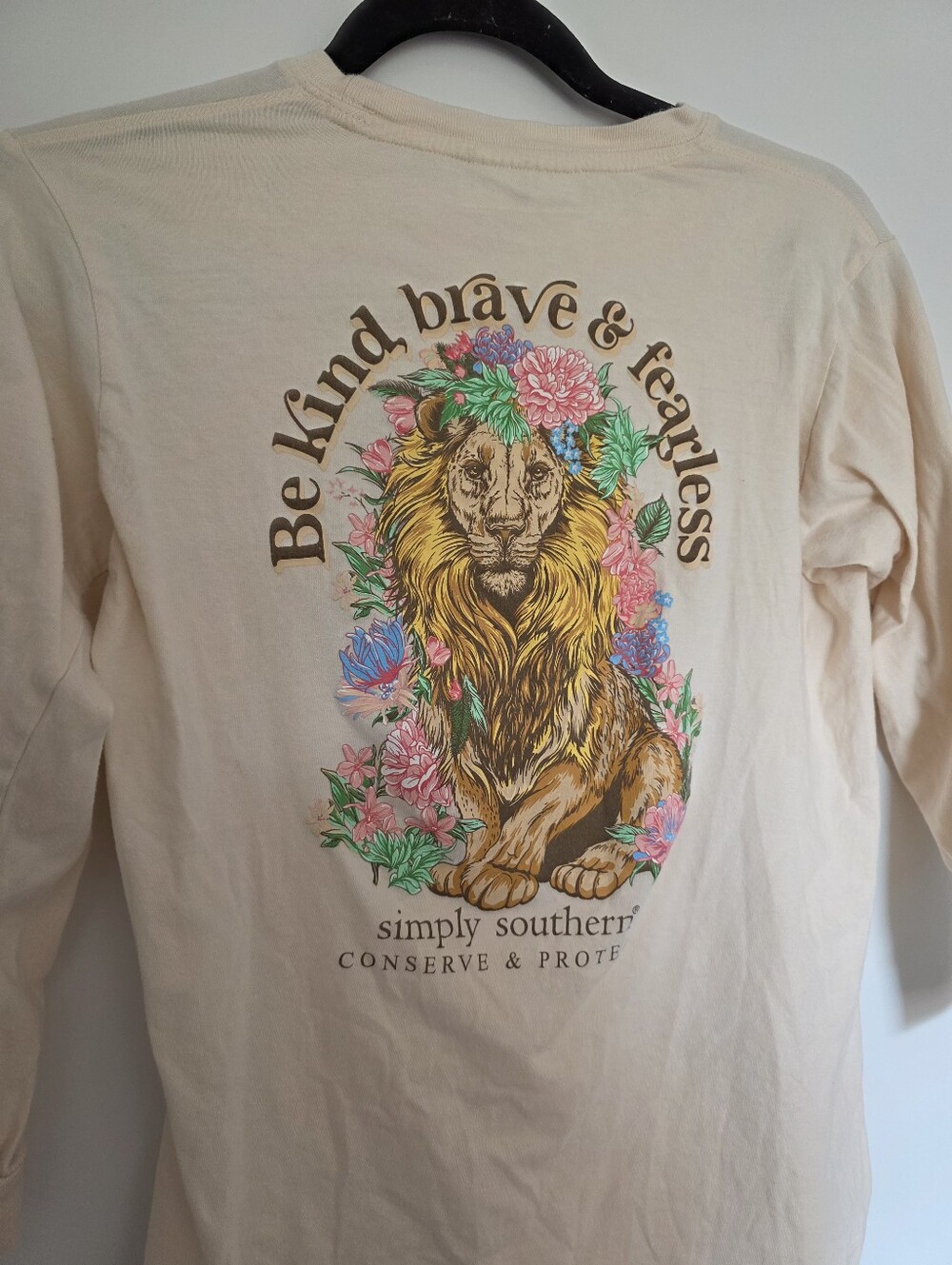 Simply Southern Lion Tracker Be Brave Long Sleeve T-Shirt Girls Youth Medium